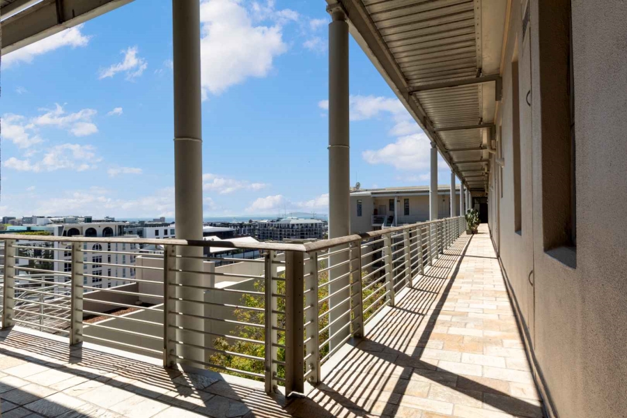 2 Bedroom Property for Sale in De Waterkant Western Cape